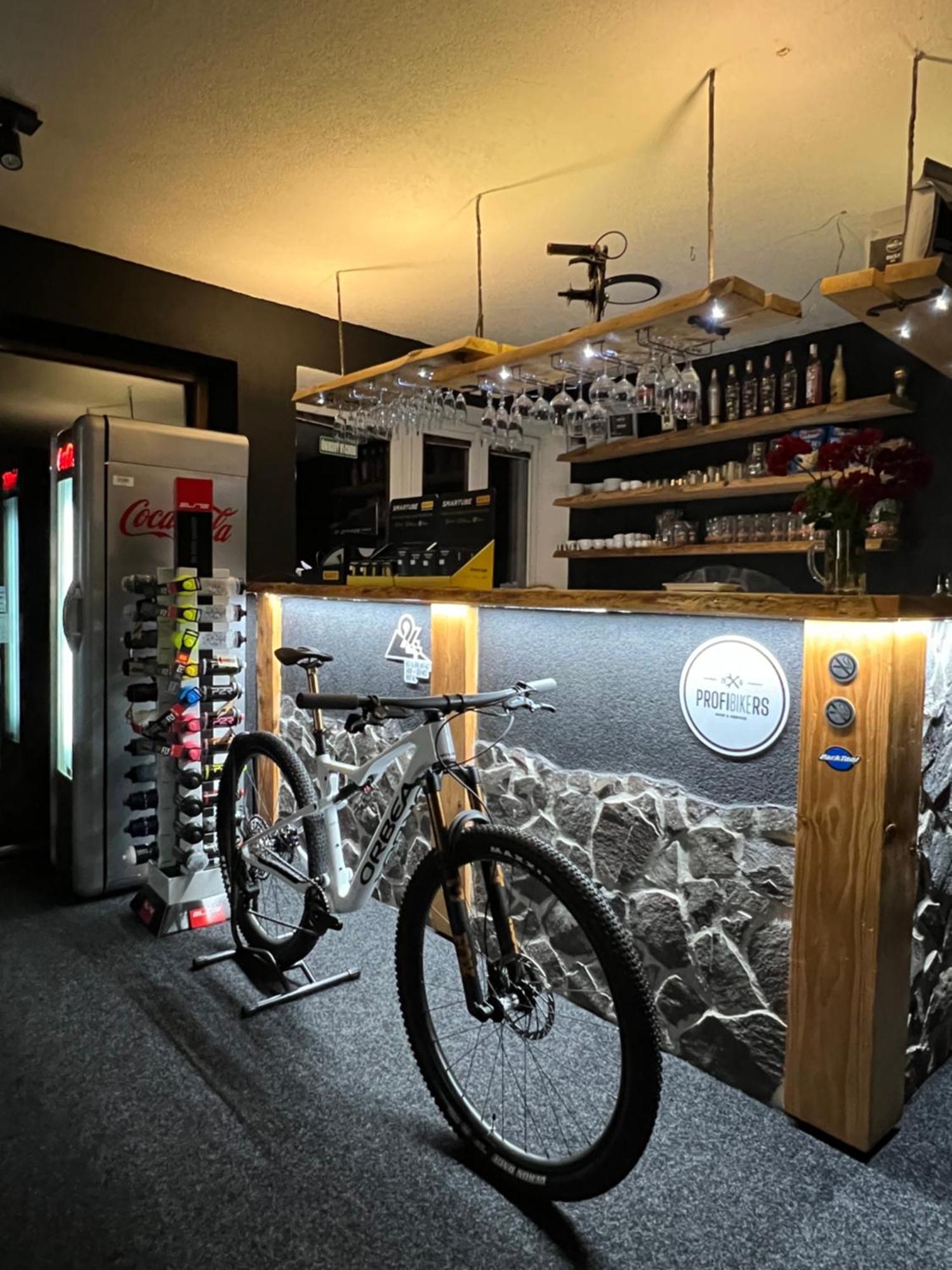 Bystra 94 Profibikers Hotel Exterior photo